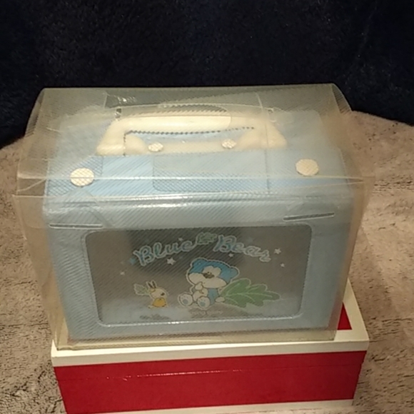 Box - Picture 7 of 8